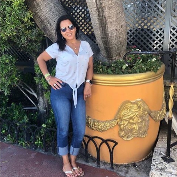 Meet your Posher, Lorena - Picture 7 of 7